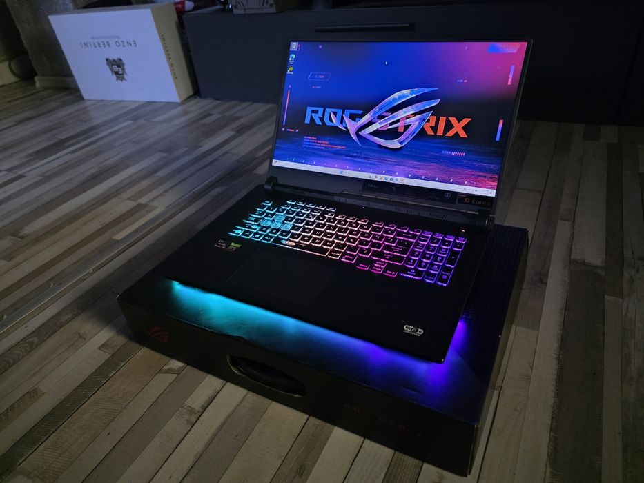 Asus Rog Strix 17 inch RTX 3050 TI
