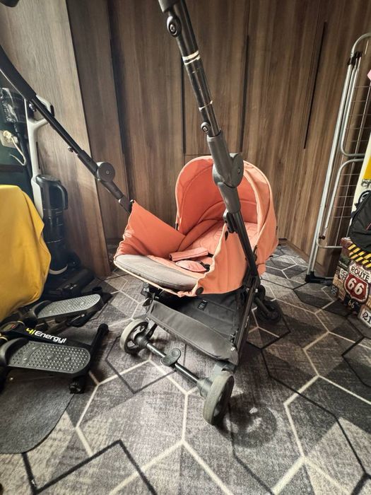 Продам коляску anex air z