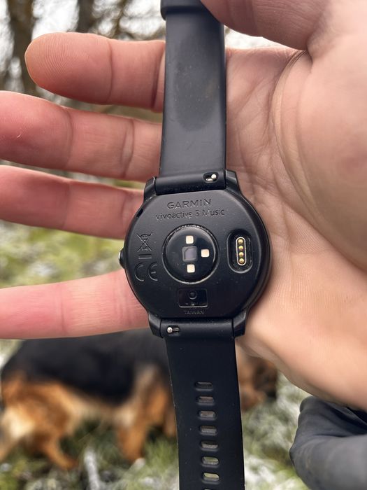 Garmin vívoactive 3 Music – GPS спортен часовник, черен
