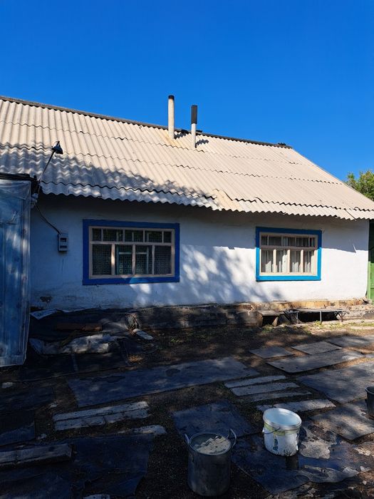 Продам дом. Продам дом на одного хозайна .комнаты  3