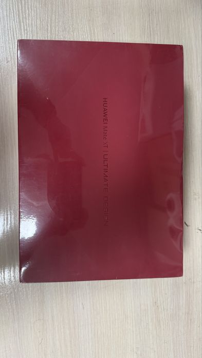 Huawei Mate XT 16/512