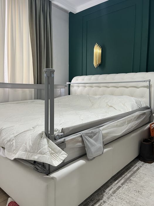 Продаётся кровать с матрасом, 200×180