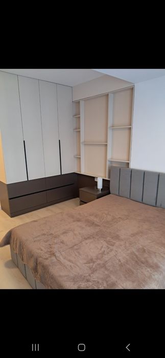 Proprietar inchiriez apartament 2 camere central, bloc nou