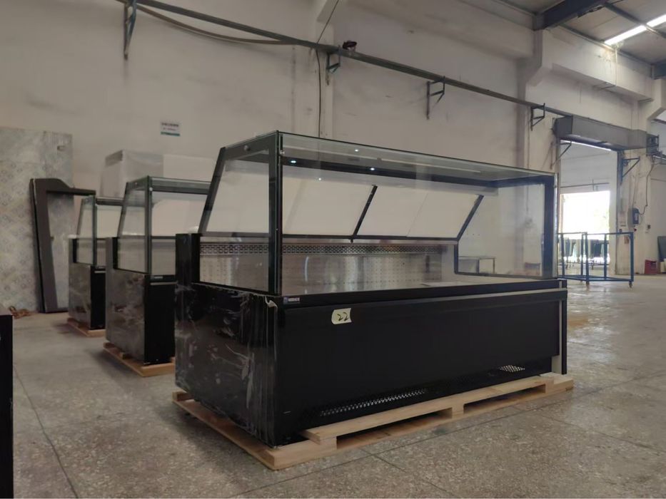 Vitrina frigorifica orizontala cu led pentru carnuri, branzeturi