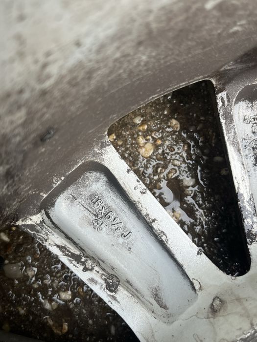 Jante Honda nr 16, cu cauciucuri de iarna