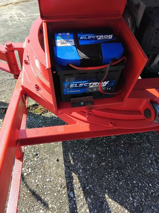 Мобилен лифт Boker