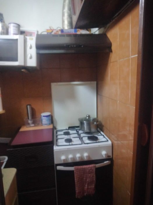 Vind 2 garsoniere cf 2 transformate in mic apartament