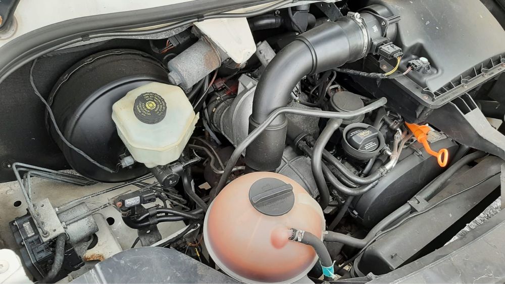 Vw Crafter motor 2.5 tdi Manual Volan pe dreapta Anglia