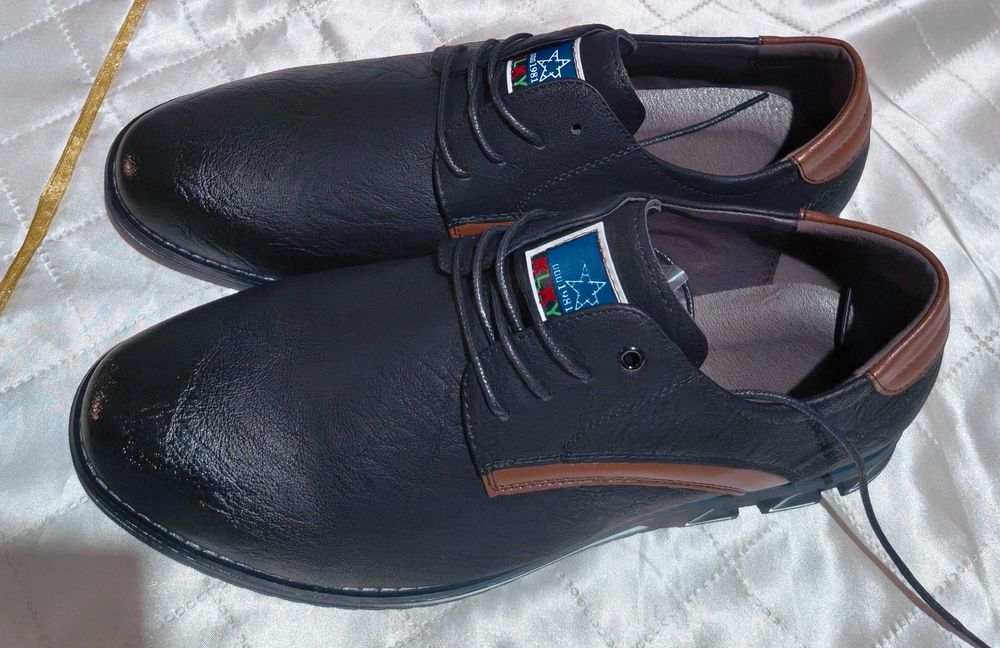 Продавам обувки нови