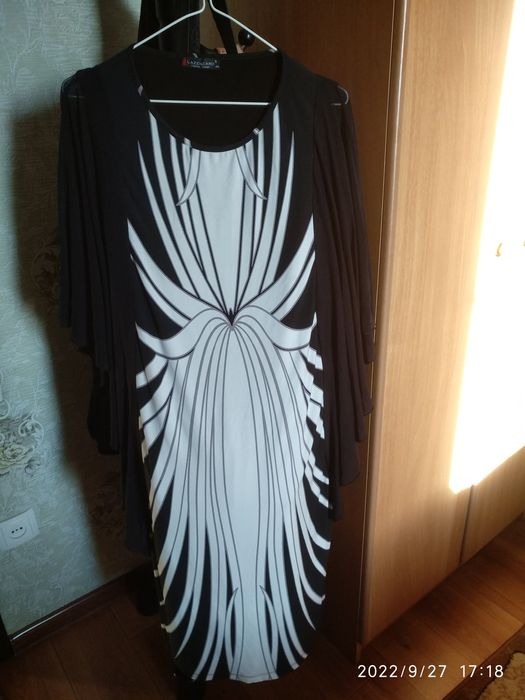 Платье вечернее,