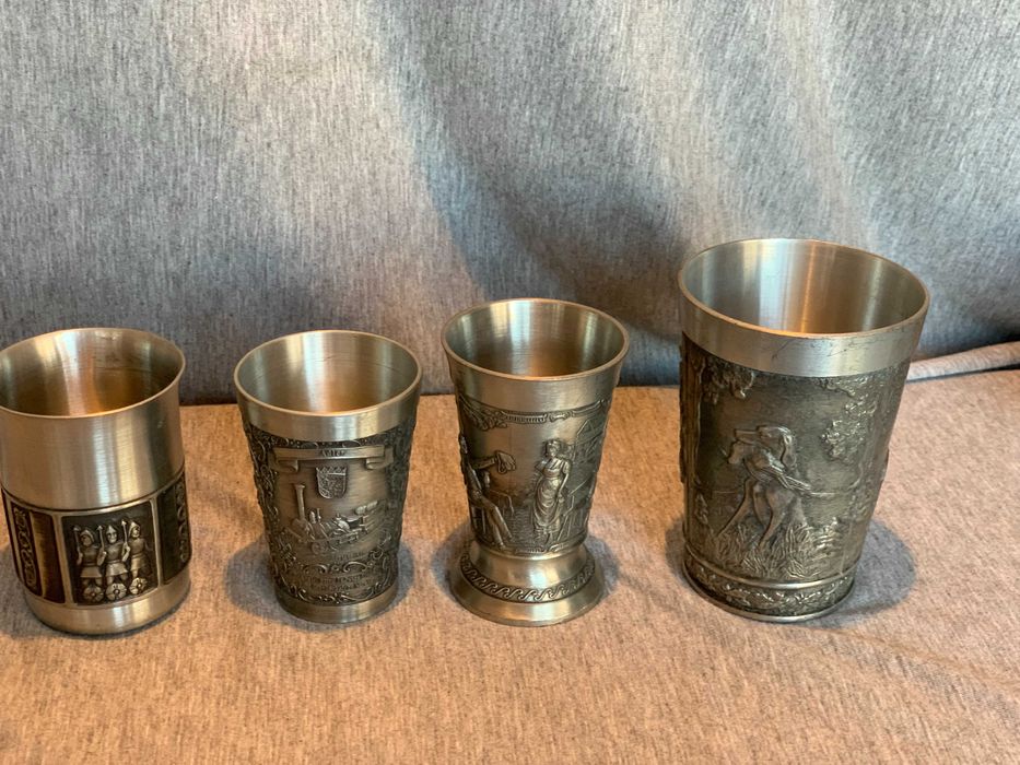 старинни калаени чаши