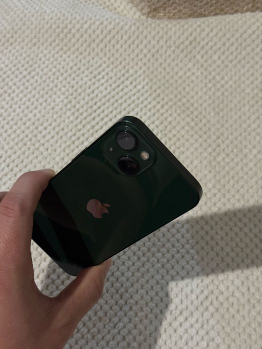 Продам iphone 13 128gb