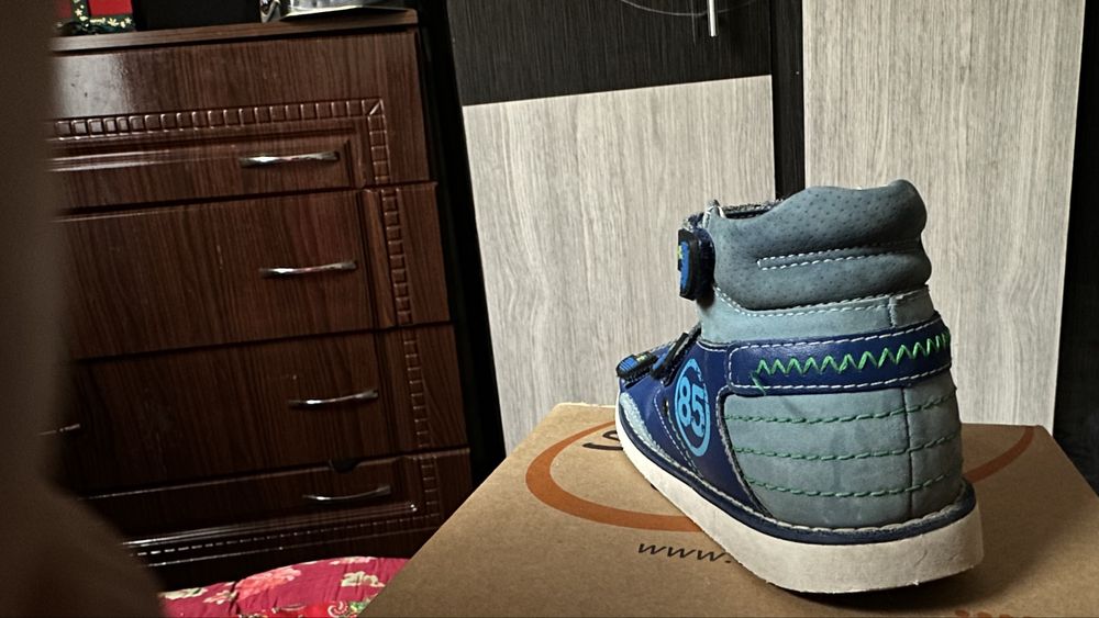 Ортопедически обувь