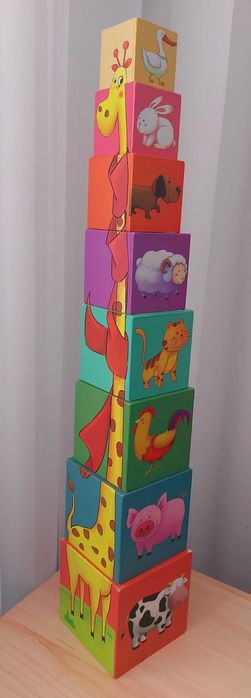 Turn de stivuire pentru copii - Small Foot, 8 cuburi, +12 luni