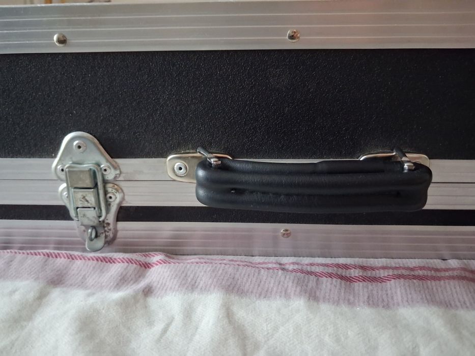 Hardcase/Cutie de transport THON pentru clape
