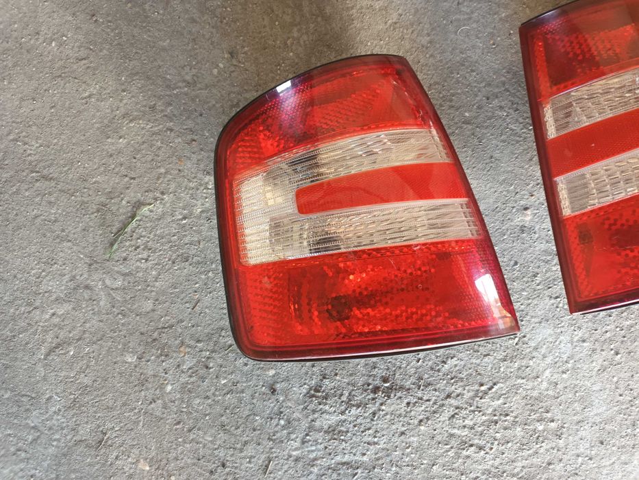 ляв и десен стоп за шкода фабия седан , комби SKODA FABIA фабиа