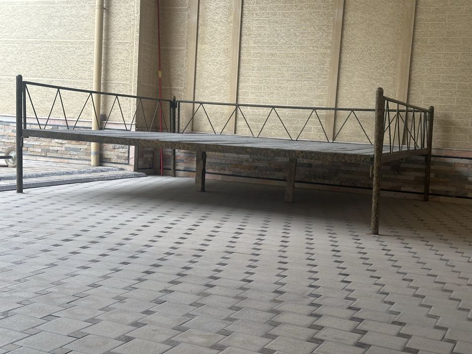 тапчан 320*280 Бекабод шахар