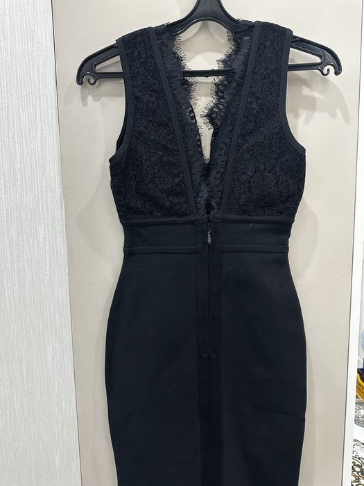 Вечернее облегающее платье