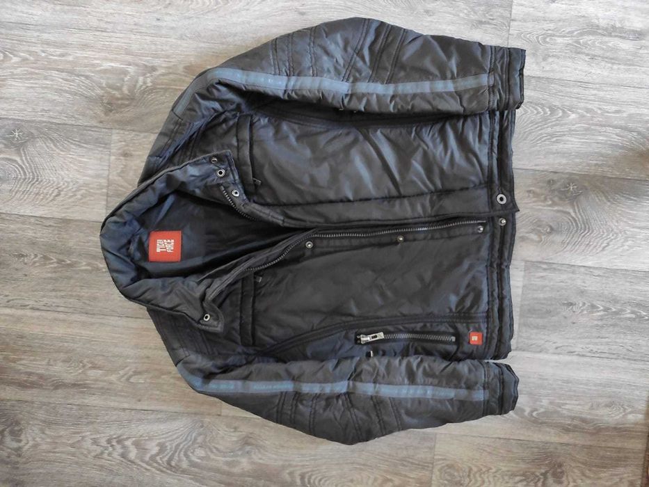 Куртка размер 46