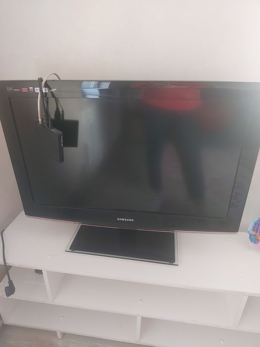 Продам телевизор