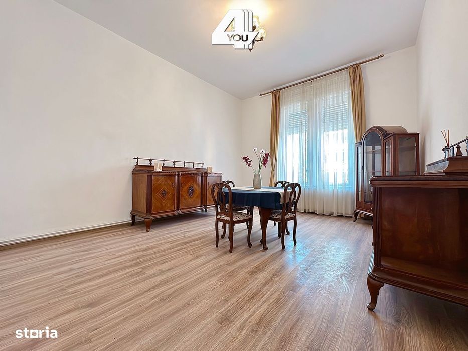 Închiriez apartament 3 camere, Ultracentral, B-dul. Revoluției, et.1