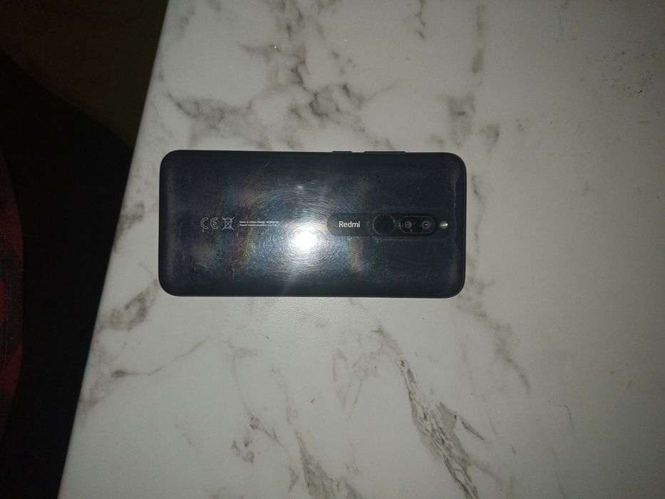 Продам телефон б/у Redmi 8