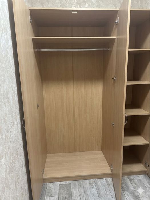 Продам шкаф в спальню