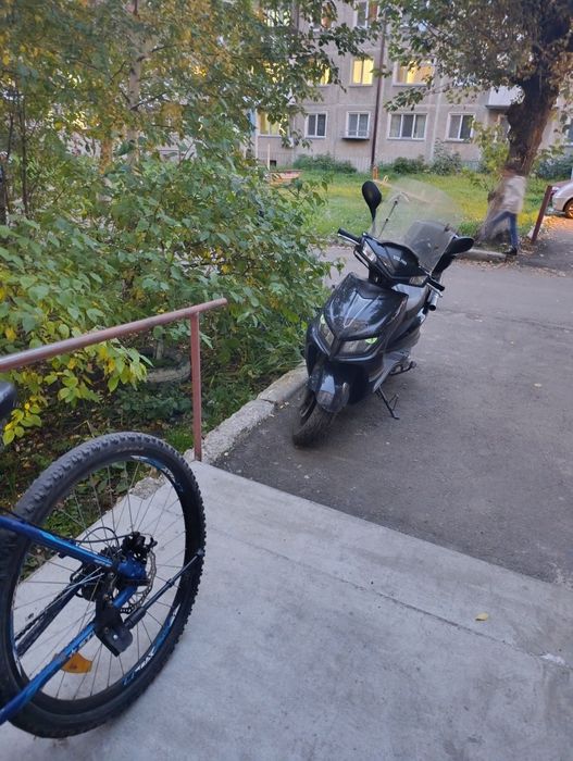 Продам скутер срочно