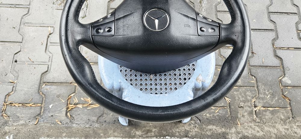 Волан за Мерцедес/Mercedes w203/Лост за мигачи ,чистачки ,