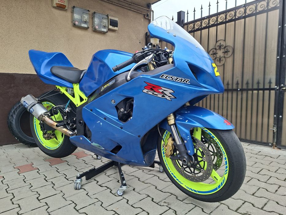 Suzuki gsxr 750 pista