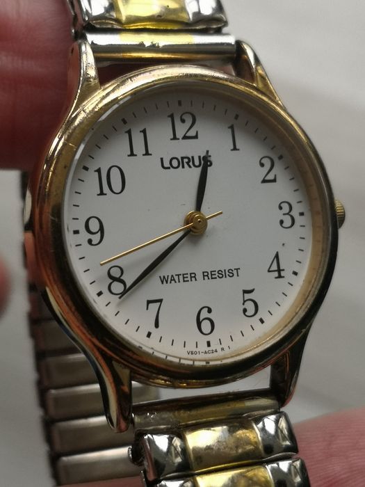 Ceas Lorus by Seiko - Quartz - 28 mm-Dama