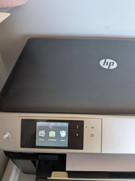 Принтер HP wifi.