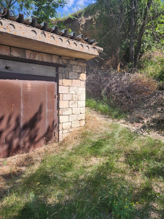 Продам гараж в Боралдае. Торг хороший.