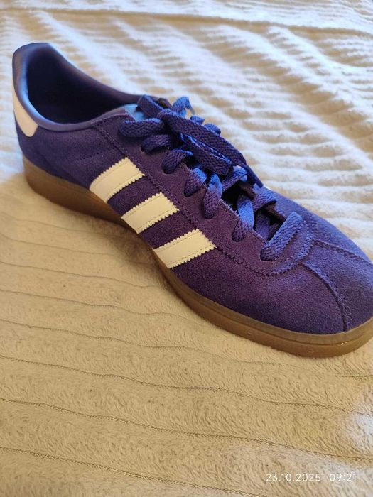 Кроссовки Adidas оригинал, размер 43,5