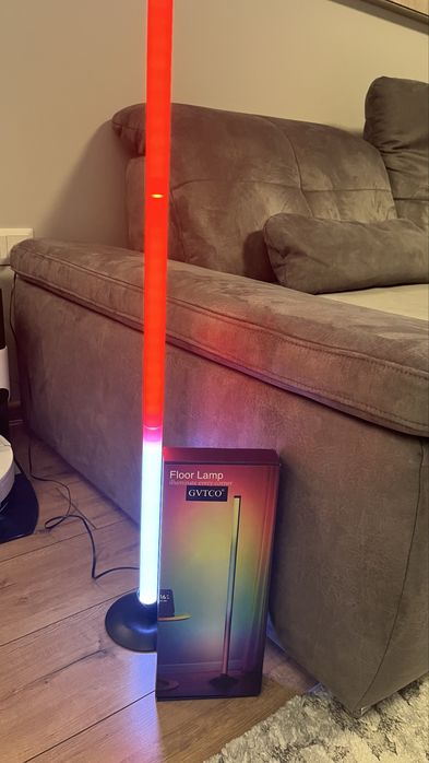 Смарт LED подова лампа – модерно backlight осветление