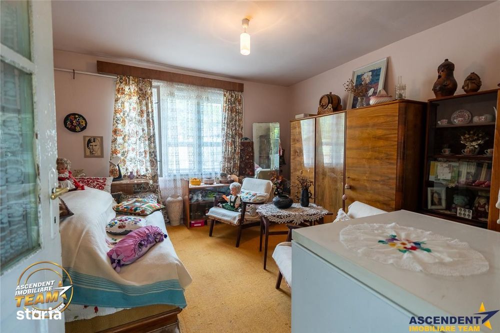 Casa traditionala, cu teren pretios de 534 mp, Targu Secuiesc