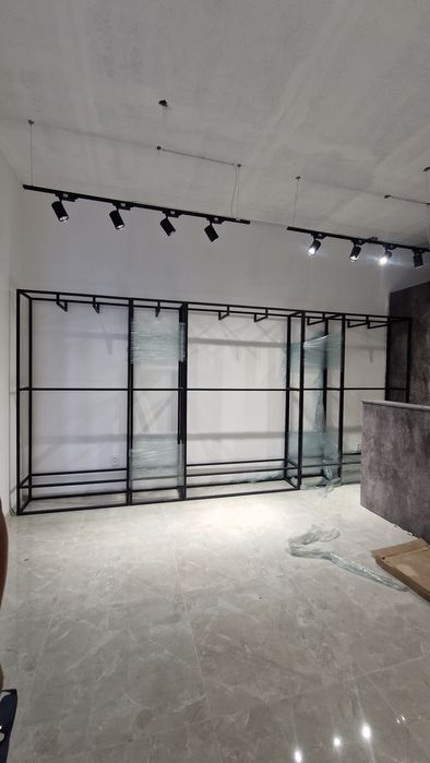 Стеллажи для одежды