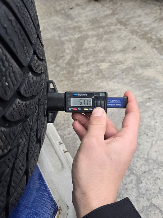 4 Броя 225/55/17 Dunlop 2x6mm 2x5mm RunFlat