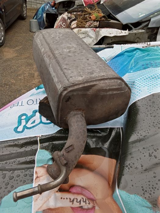 Задно гърне за Пежо-407(бензин)