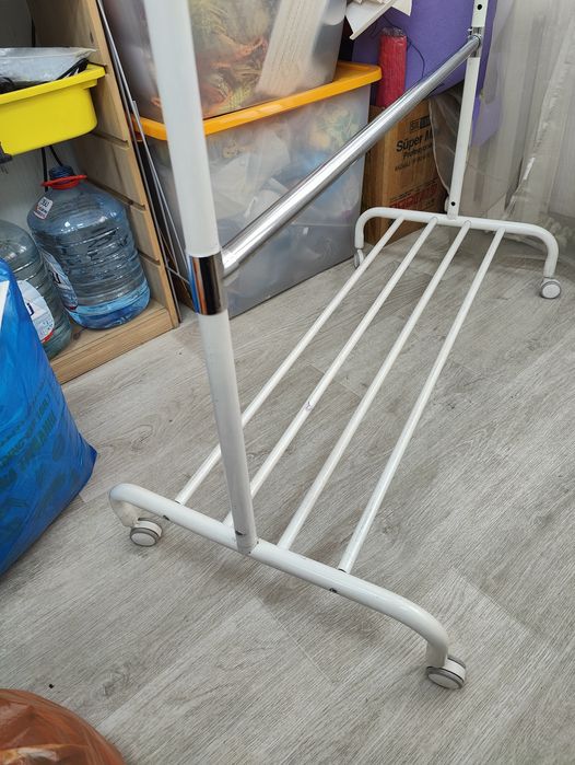 Продам кронштейн IKEA , б/у