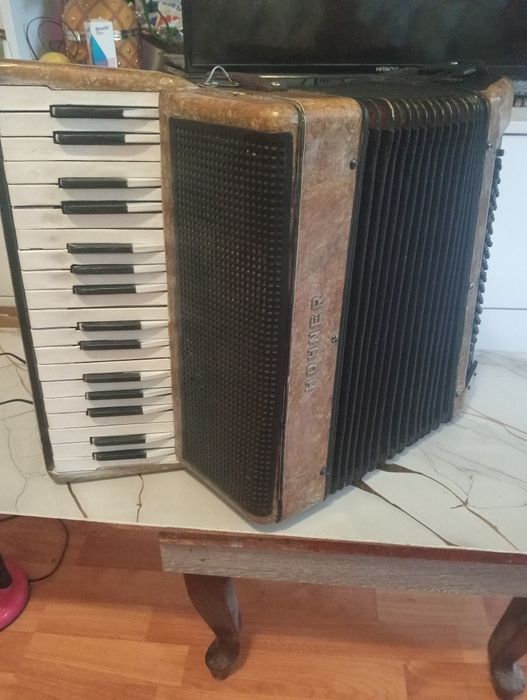 Acordeon Hohner 80 bași
