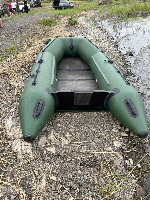 Продам лодку ПВХ