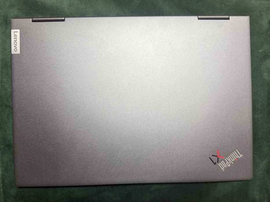 Thinkpad X1 Yoga Gen 8 | I7 | 16GB | 512GB