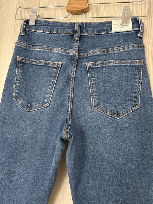 Blugi Mango pentru fetite