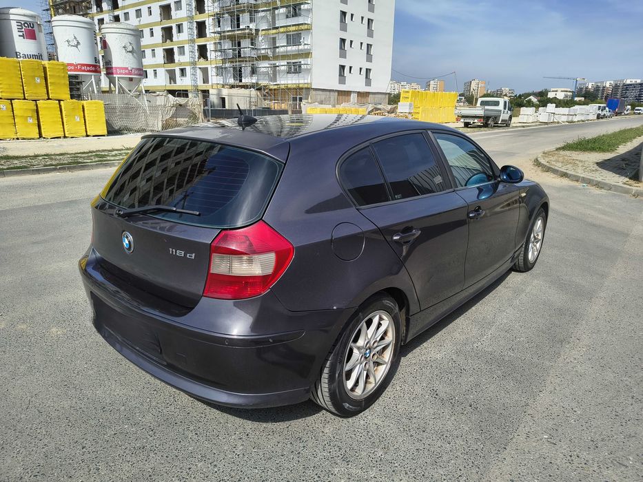 BMW Seria 1 2005 — imagine 3