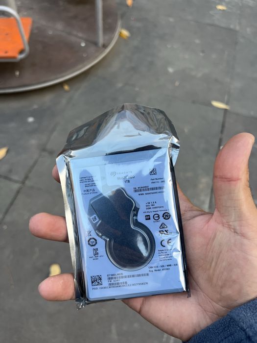 Жесткий диск 1 тб