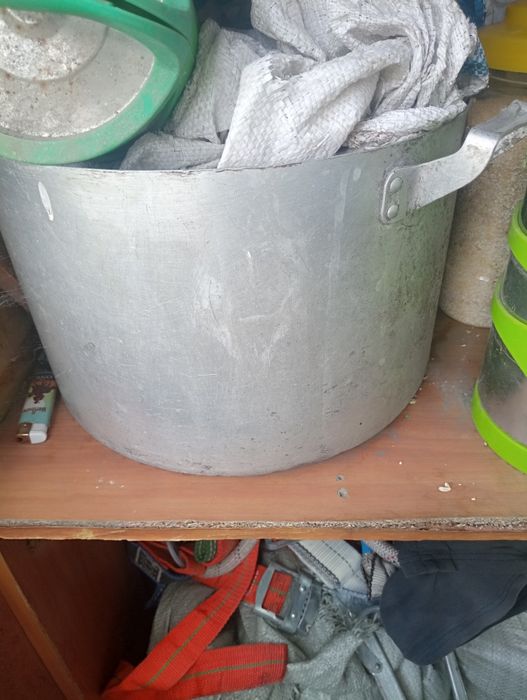 Кастрюля 30 л примерно
