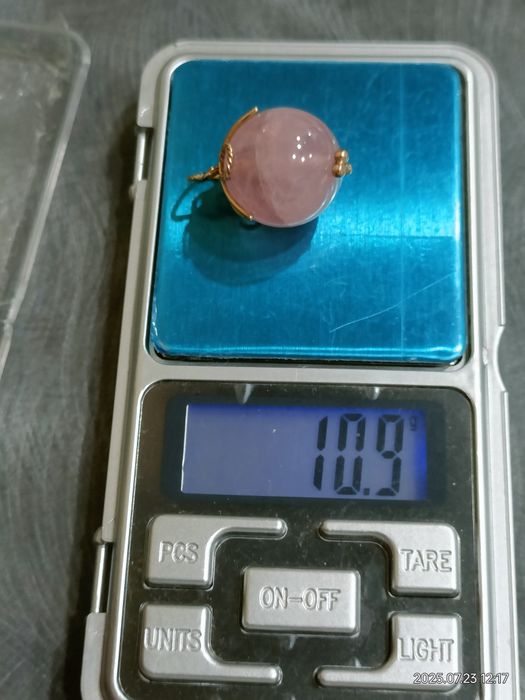 Vind pandantiv din aur 14kt cu quartz roz