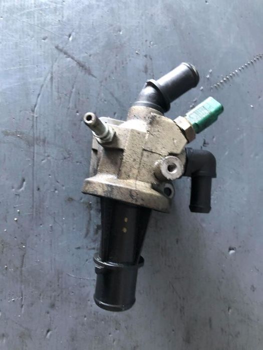 Termostat lichid racire 1.3 multijet fiat doblo punto 188 idea