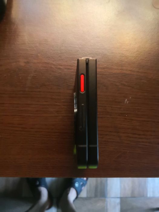 Telefon zte nubia flip